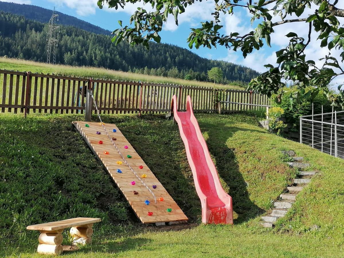 Kinderbauernhof Ierzerhof Arzl im Pitztal Exterior foto