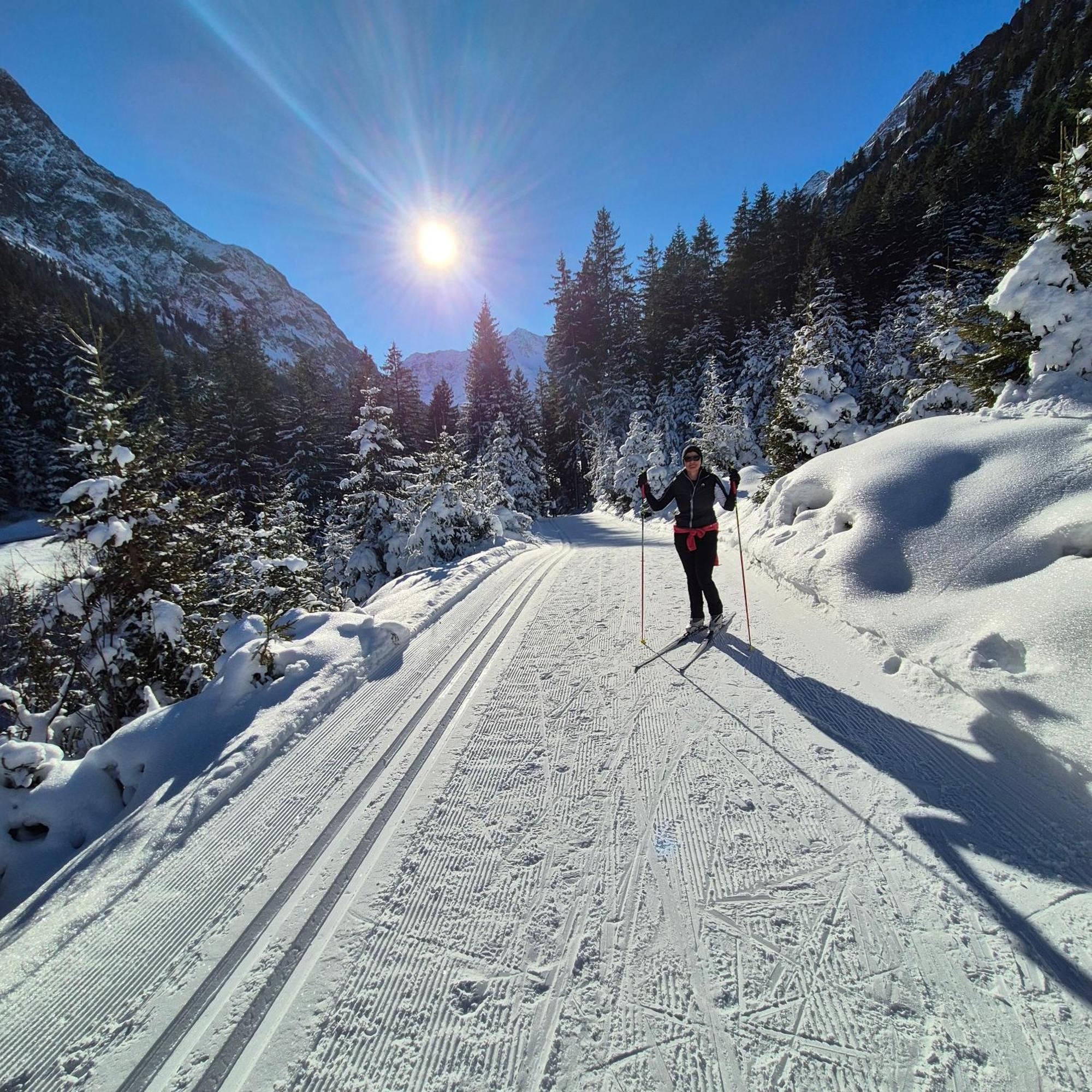 Kinderbauernhof Ierzerhof Arzl im Pitztal Exterior foto
