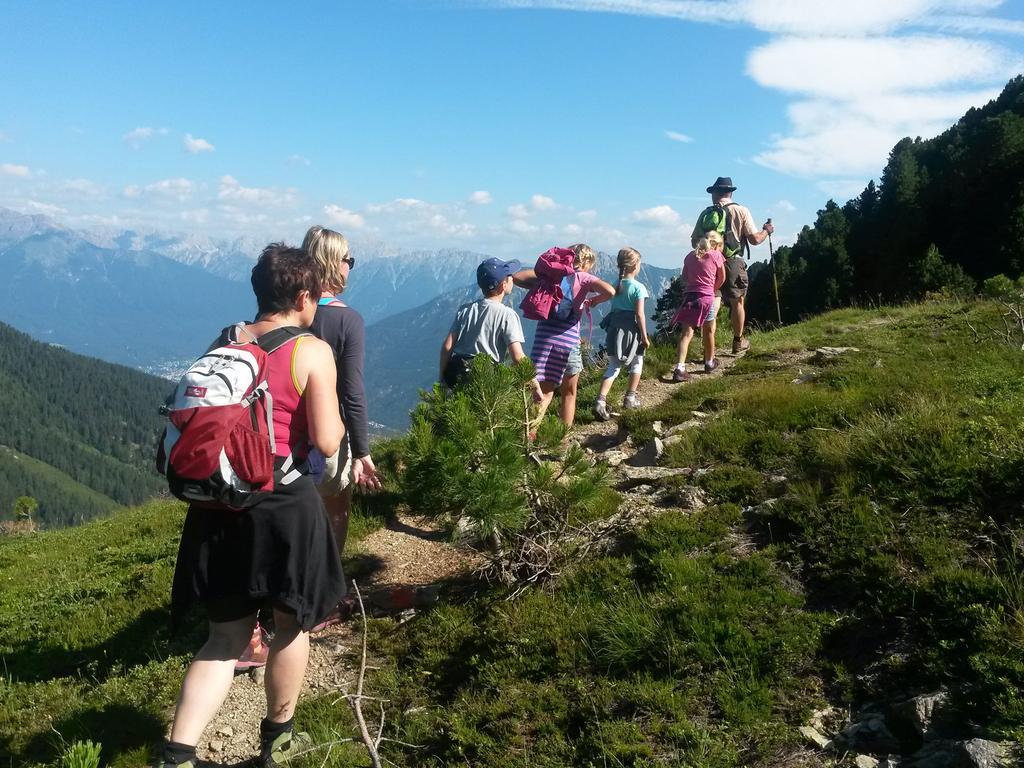 Kinderbauernhof Ierzerhof Arzl im Pitztal Exterior foto